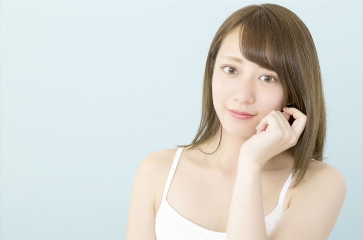 ほほ押さえてる